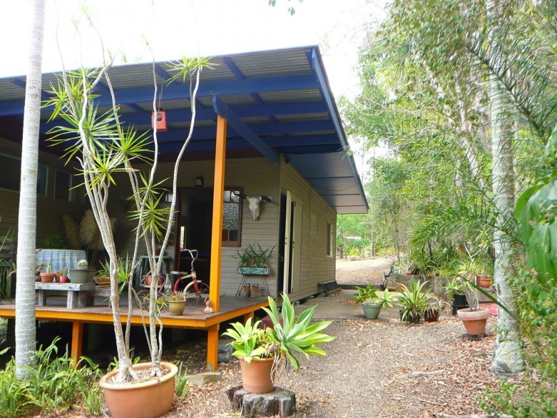 230 Gumboil Road, Tinbeerwah QLD 4563