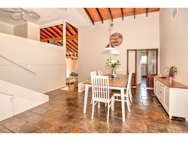 4 Cedarleigh Drive, Tewantin QLD 4565