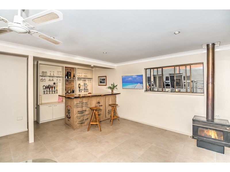 4 Cedarleigh Drive, Tewantin QLD 4565