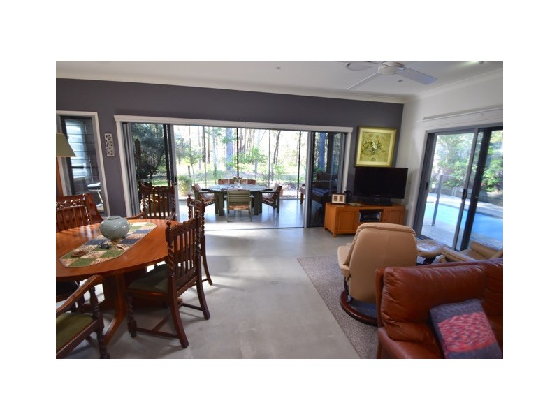 6 Woongar Street, Boreen Point QLD 4565