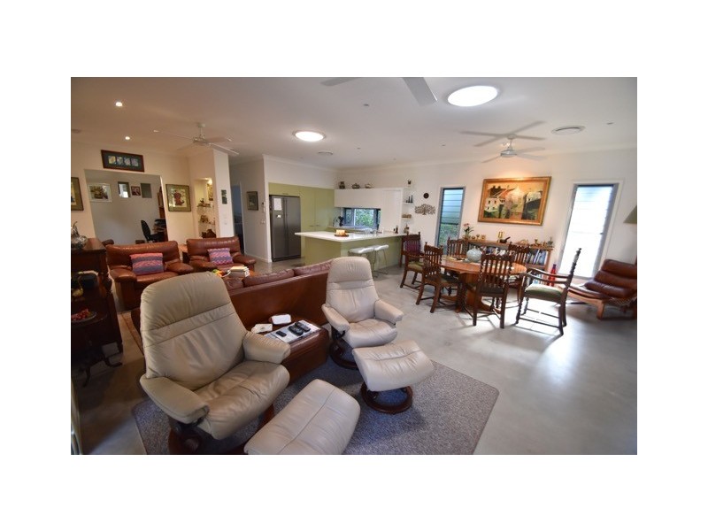 6 Woongar Street, Boreen Point QLD 4565