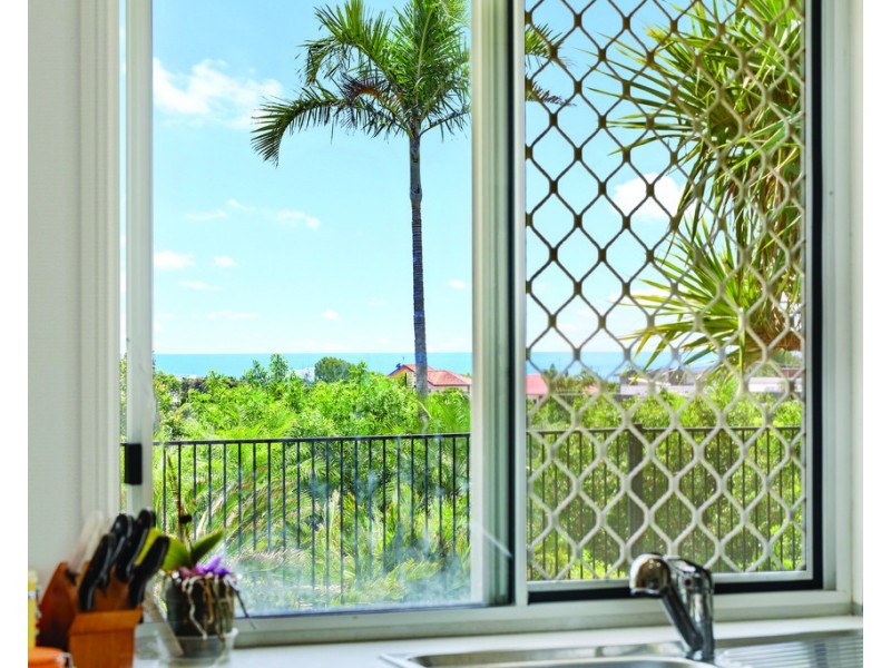 18 Southern Cross Parade, Sunrise Beach QLD 4567