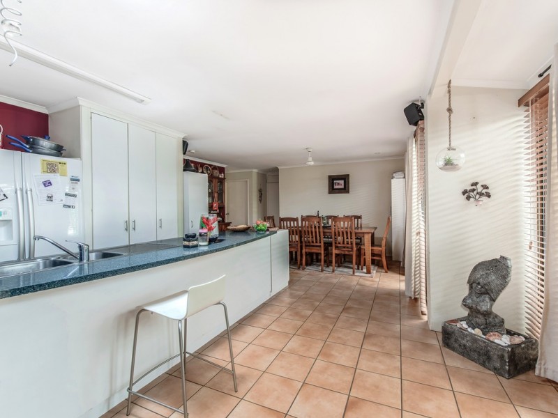 33 Griffith Avenue, Tewantin QLD 4565