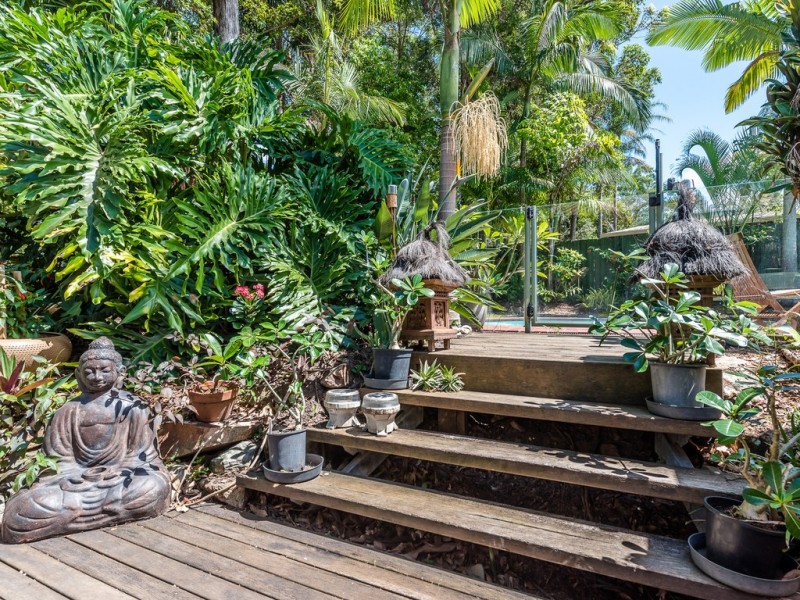 33 Griffith Avenue, Tewantin QLD 4565