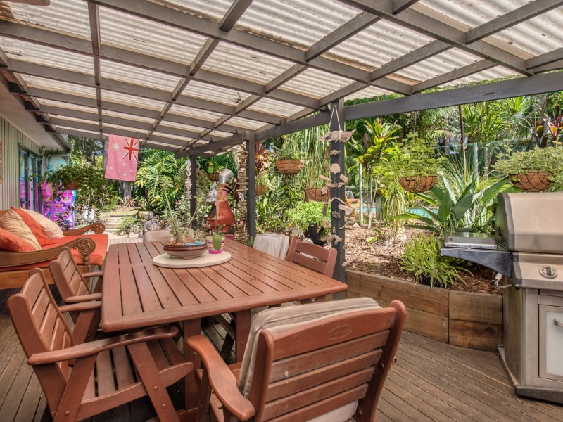 33 Griffith Avenue, Tewantin QLD 4565