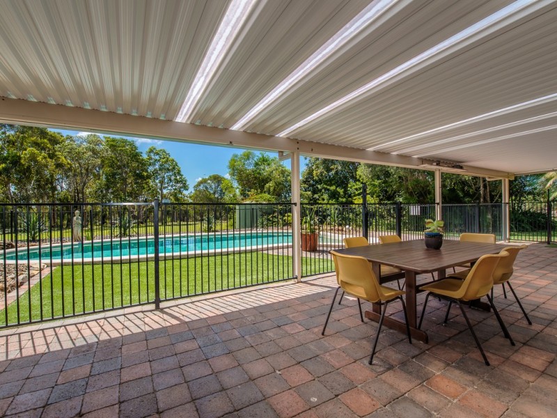 4 Illoura Place, Cooroibah QLD 4565