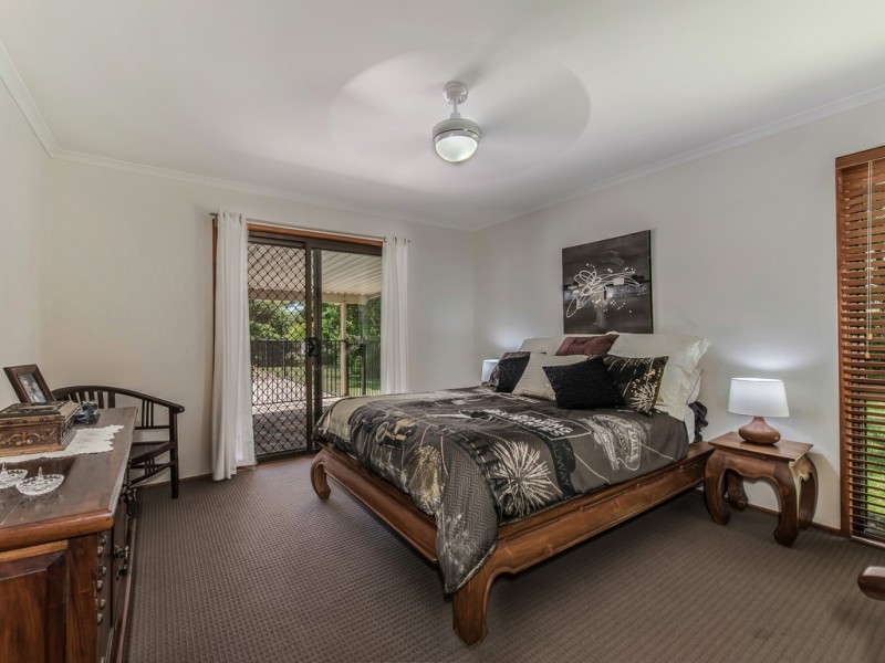 4 Illoura Place, Cooroibah QLD 4565