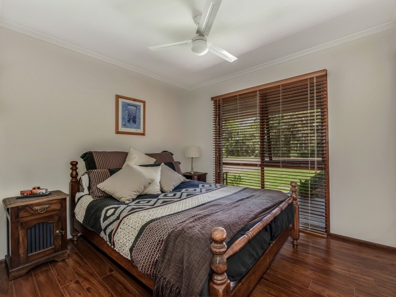 4 Illoura Place, Cooroibah QLD 4565