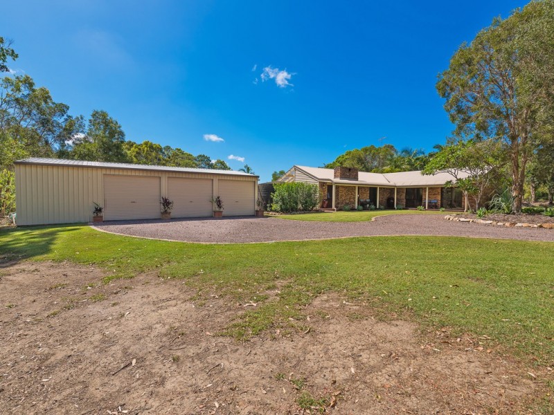 4 Illoura Place, Cooroibah QLD 4565