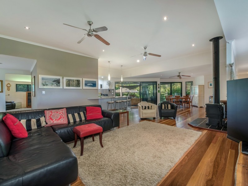54 Edington Drive, Cooroibah QLD 4565