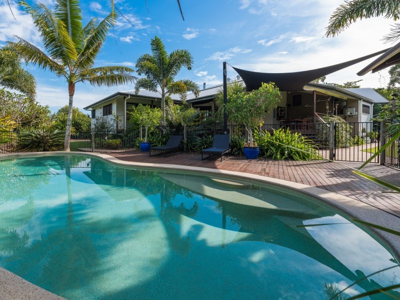 54 Edington Drive, Cooroibah QLD 4565