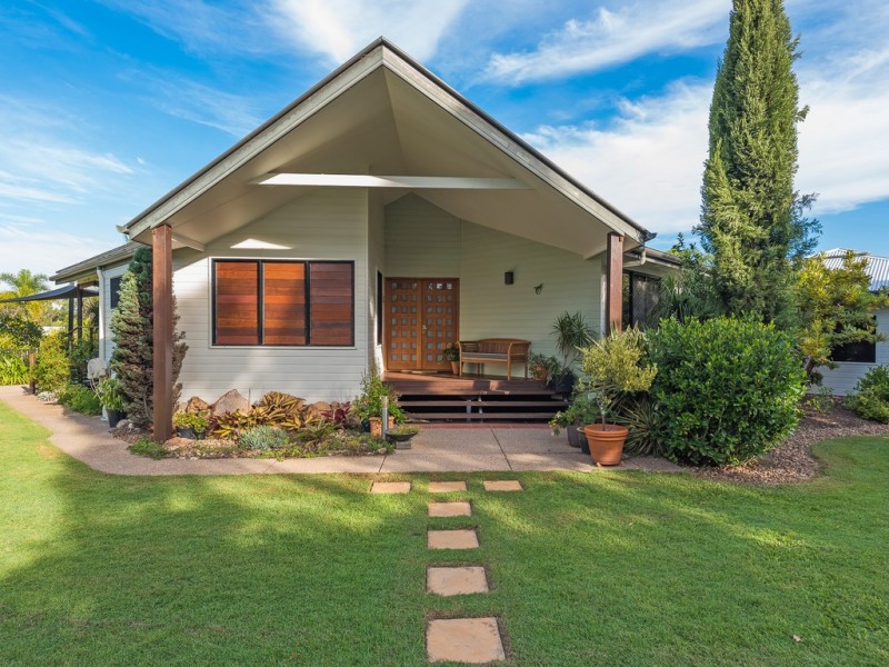 54 Edington Drive, Cooroibah QLD 4565
