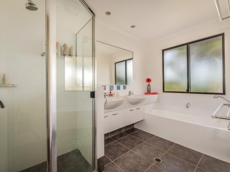 54 Edington Drive, Cooroibah QLD 4565