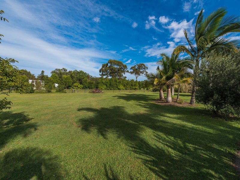 54 Edington Drive, Cooroibah QLD 4565