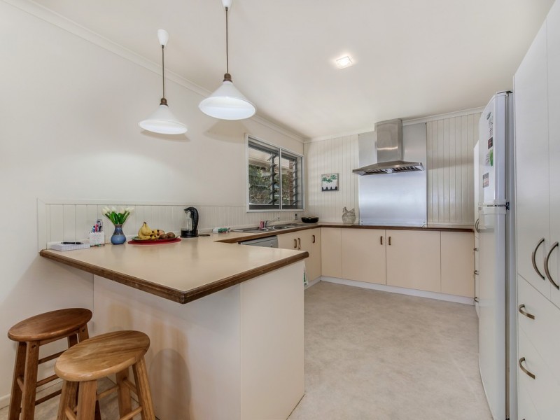 41 Morning Glory Drv, Cooroibah QLD 4565