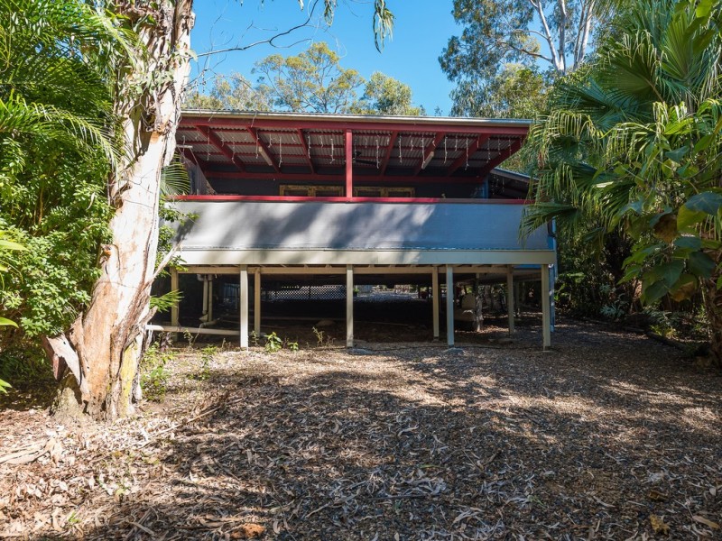 19 Pines Avenue, Cooroibah QLD 4565