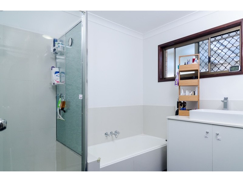 13 June Cres, Noosaville QLD 4566