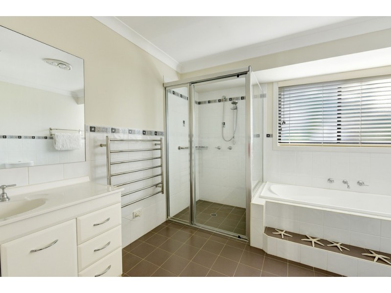 301 Crestwood Drive, Port Macquarie NSW 2444