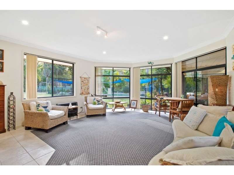 31 Lakeside Way, Lake Cathie NSW 2445