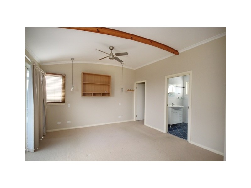 40 Lewis Street, Old Bar NSW 2430