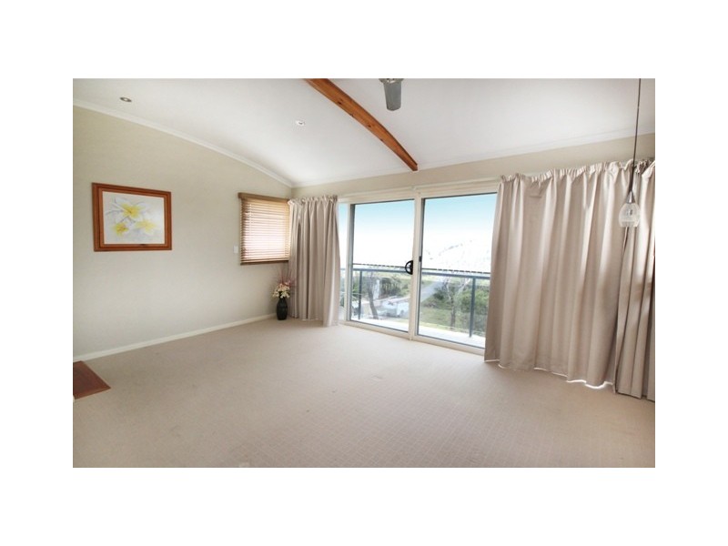 40 Lewis Street, Old Bar NSW 2430