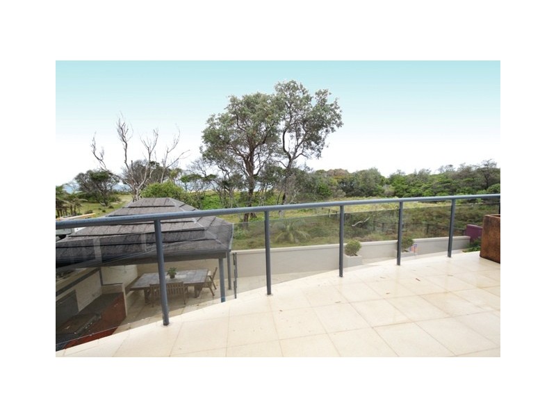40 Lewis Street, Old Bar NSW 2430