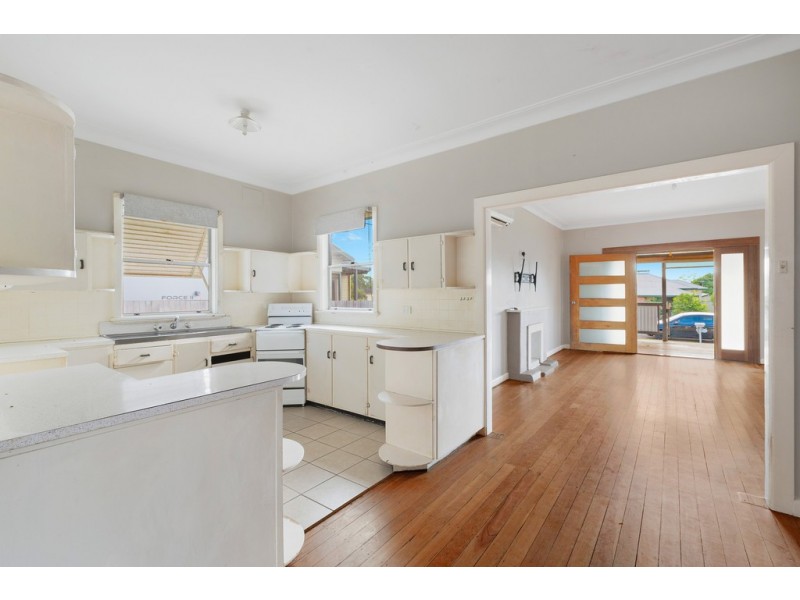 24 Bain Street, Wauchope NSW 2446