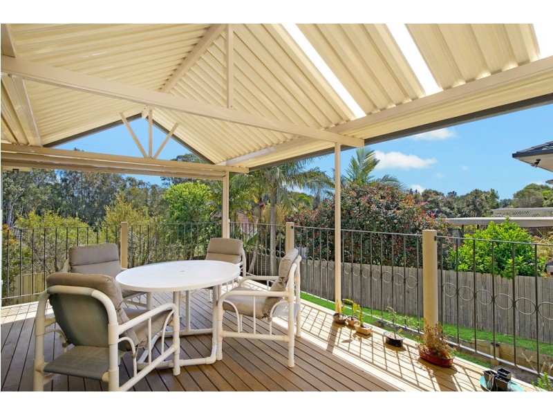 9 Dampier Court, Lake Cathie NSW 2445