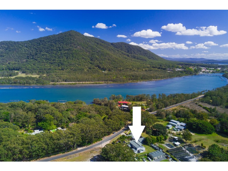 3 Beach Street, Dunbogan NSW 2443
