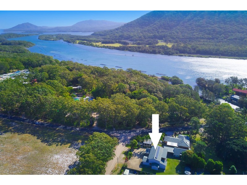 3 Beach Street, Dunbogan NSW 2443
