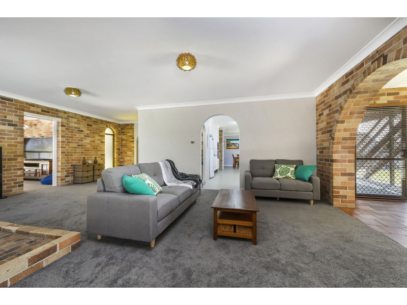 3 Beach Street, Dunbogan NSW 2443
