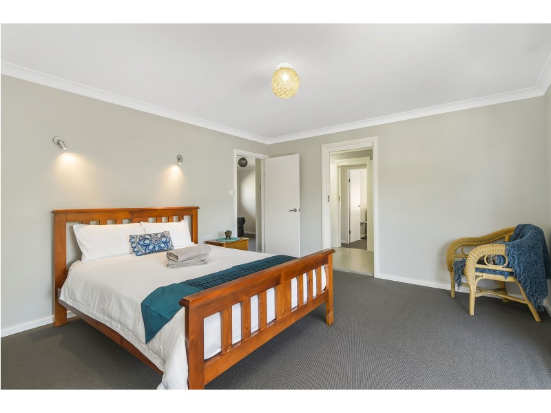 3 Beach Street, Dunbogan NSW 2443