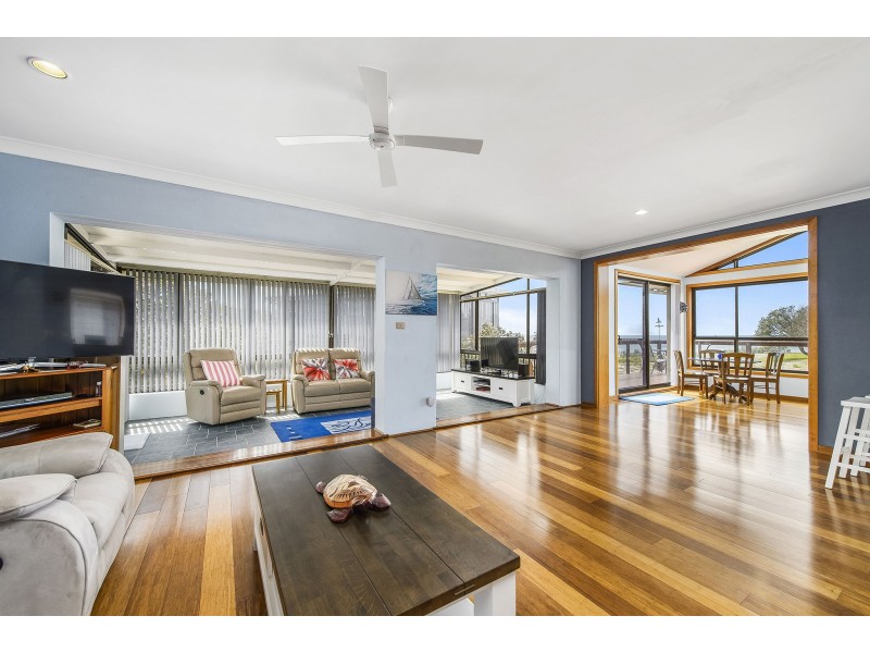 120 Camden Head Road, Dunbogan NSW 2443