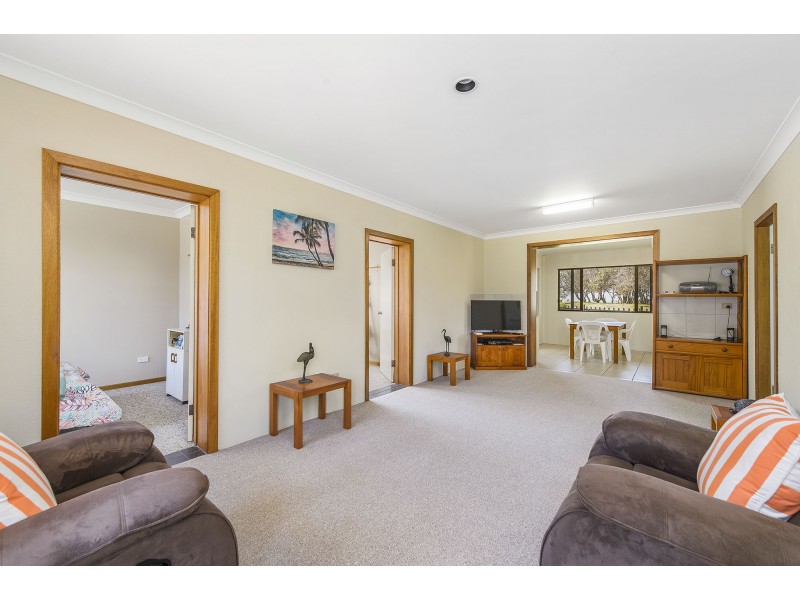 120 Camden Head Road, Dunbogan NSW 2443
