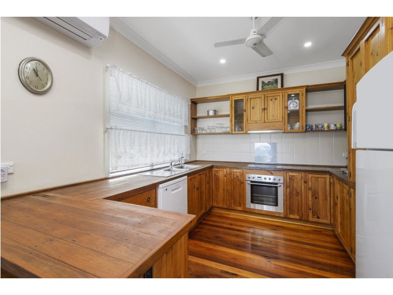 17 Castle Street, Laurieton NSW 2443