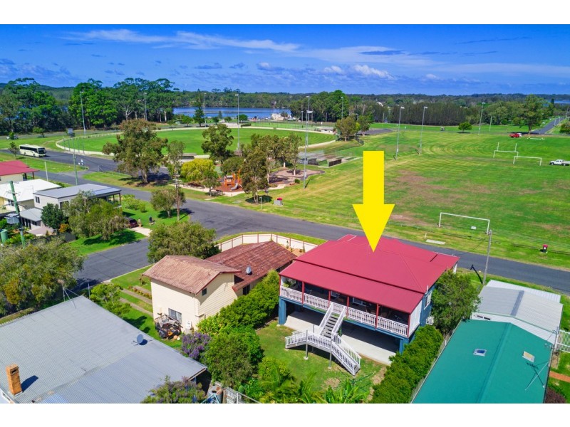 17 Castle Street, Laurieton NSW 2443