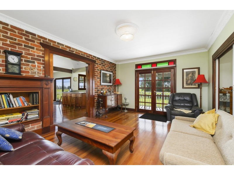 201 Summer Island Rd, Summer Island NSW 2440