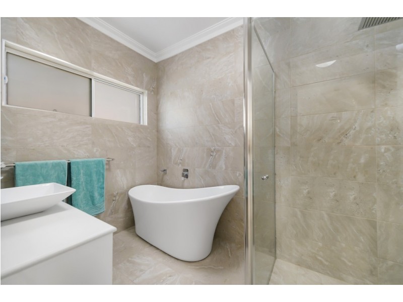 22 GLENELG CRESCENT, Red Head NSW 2430