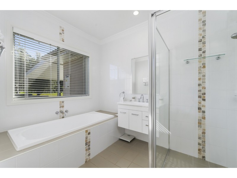 14 Francis Redman Place, Hannam Vale NSW 2443