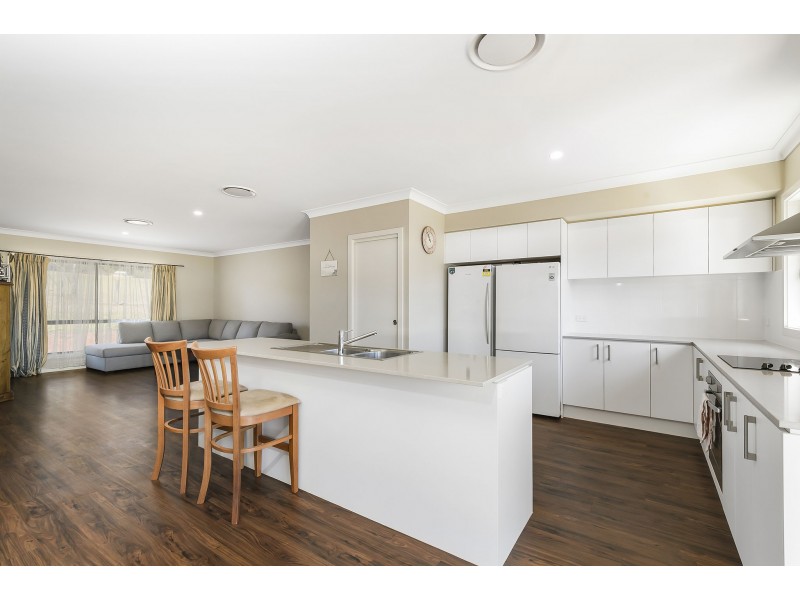 34 Francis Redman Place, Hannam Vale NSW 2443