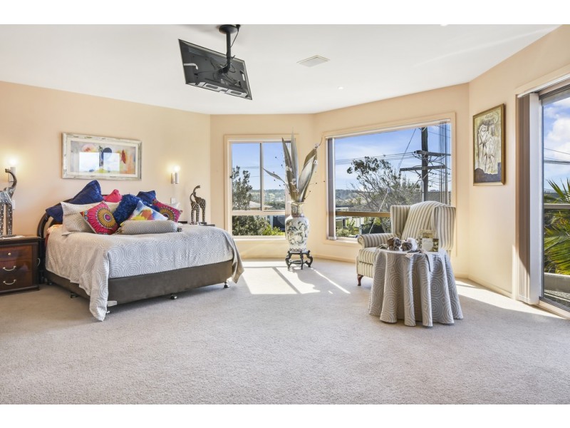 22 High Street, Black Head NSW 2430