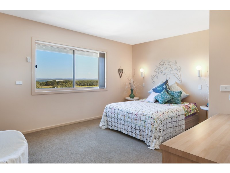 22 High Street, Black Head NSW 2430