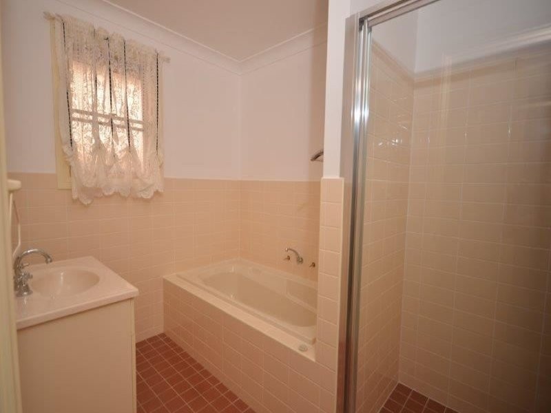 2 Bob Stanton Close, Wauchope NSW 2446