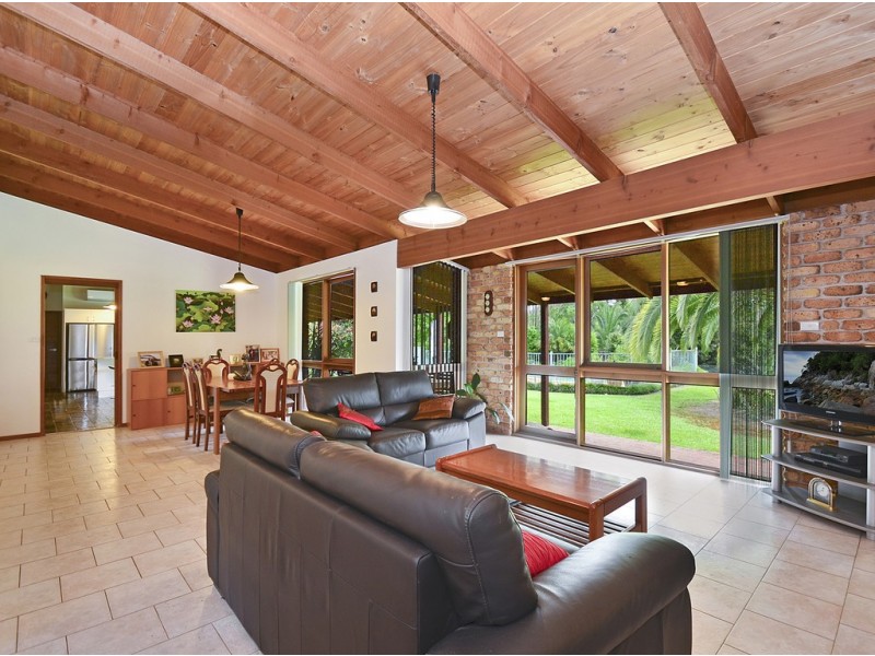 80 Bunderra Drive, Beechwood NSW 2446