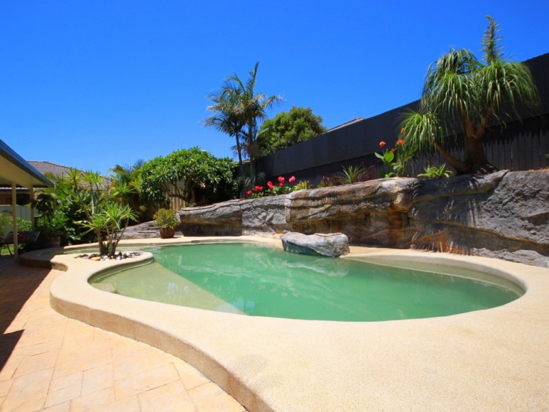 52 Explorers Way, Lake Cathie NSW 2445