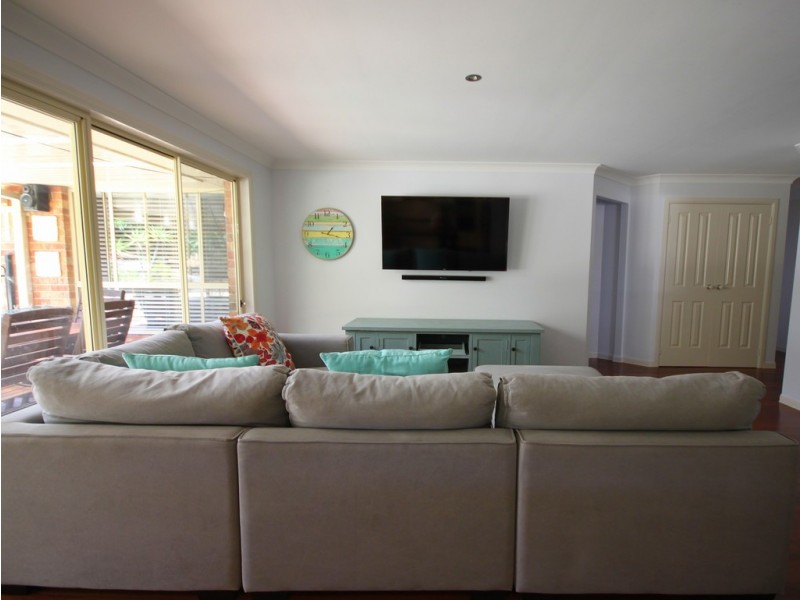 52 Explorers Way, Lake Cathie NSW 2445