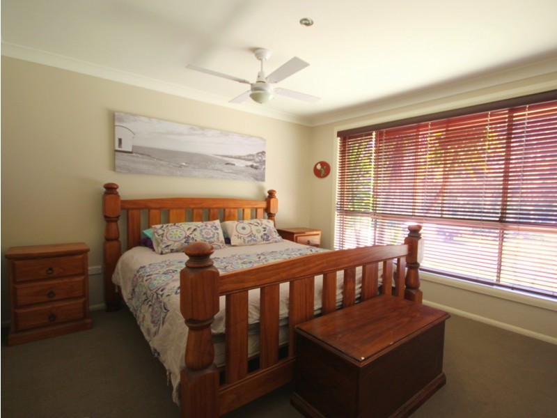 52 Explorers Way, Lake Cathie NSW 2445