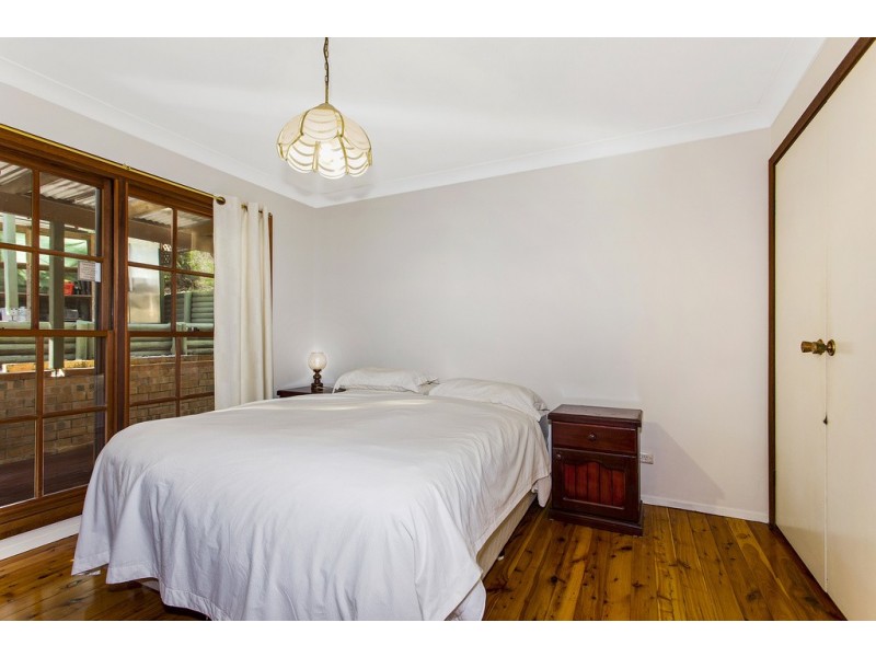 9 Derwyn Close, North Gosford NSW 2250