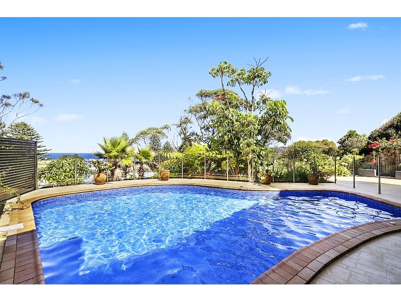 24 Tramway Road, North Avoca NSW 2260