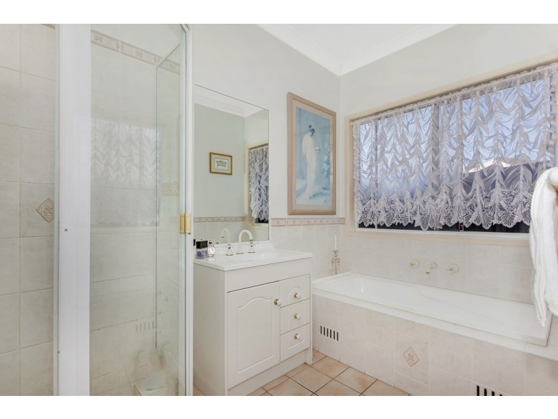 10 Sainsbury Close, Terrigal NSW 2260